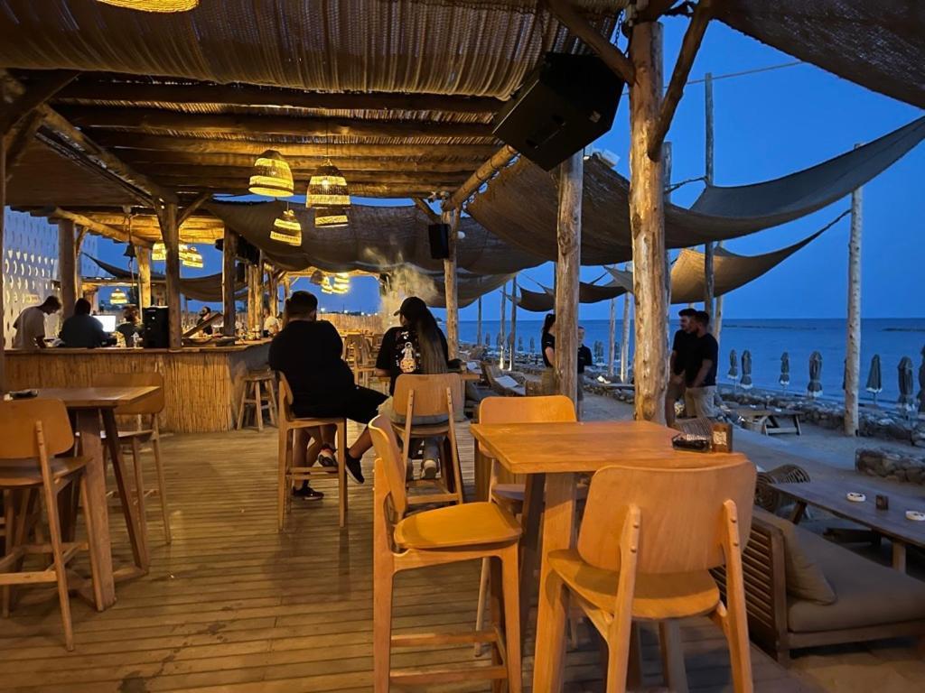 Venus Lighthouse 2B, Sea-View, Paphos Center Apartman Kültér fotó