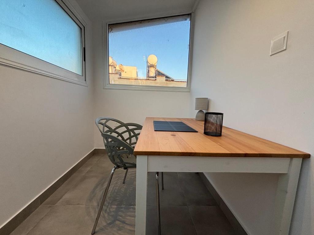 Venus Lighthouse 2B, Sea-View, Paphos Center Apartman Kültér fotó
