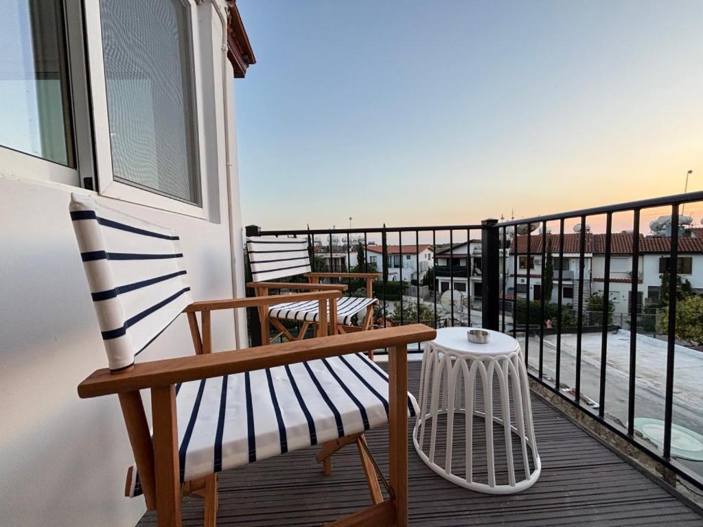 Venus Lighthouse 2B, Sea-View, Paphos Center Apartman Kültér fotó
